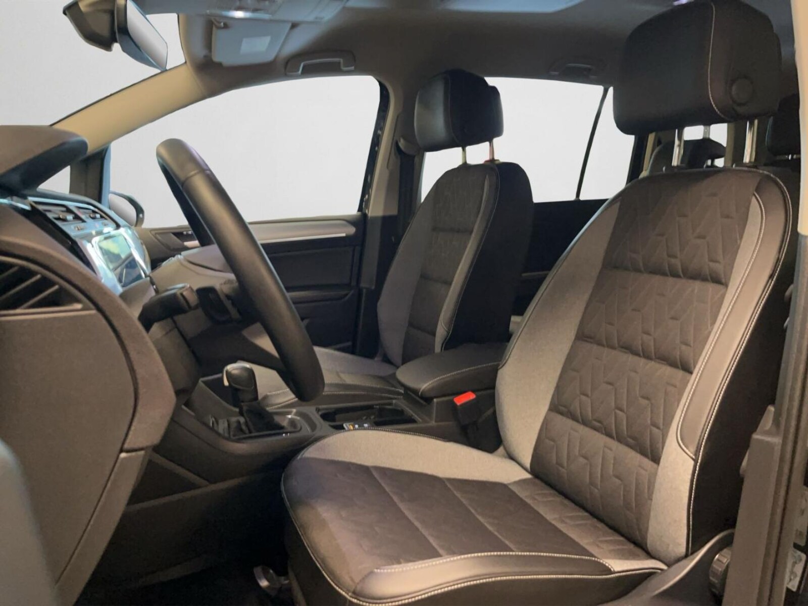 Volkswagen Touran – Bild 12