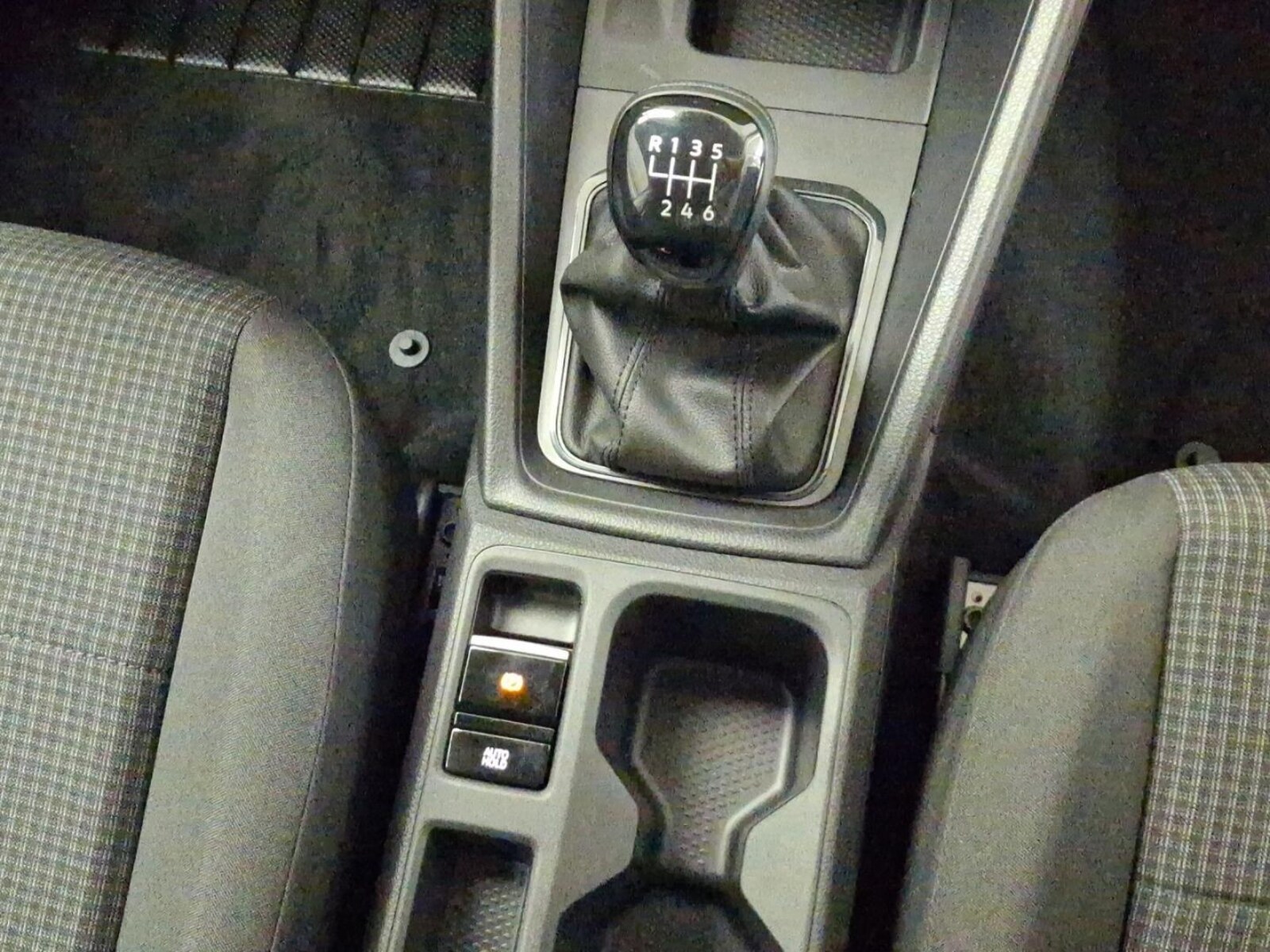 Volkswagen Caddy Maxi Cargo – Bild 7