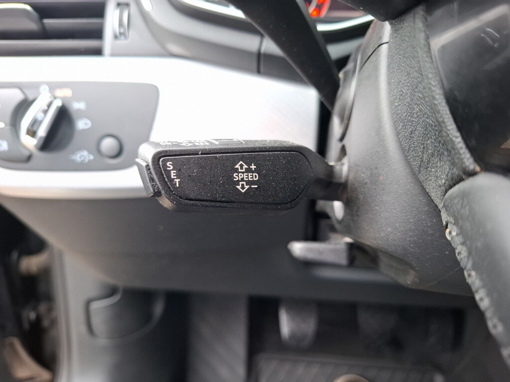 Image about Audi A4 Avant design 2.0 TFSI ultra 6-Gang