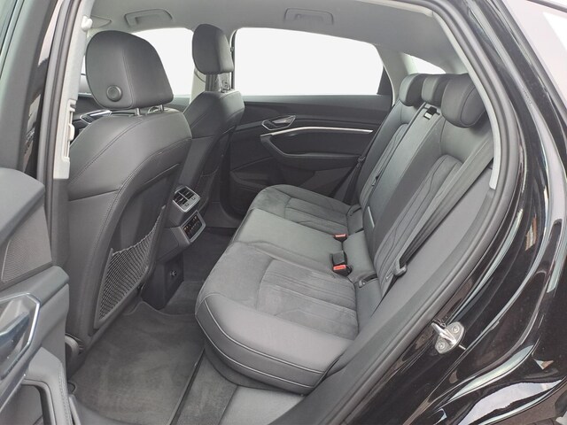 Bild über Audi e-tron Sportback Basis 55 quattro 300,00 kW - for more details contact your dealer