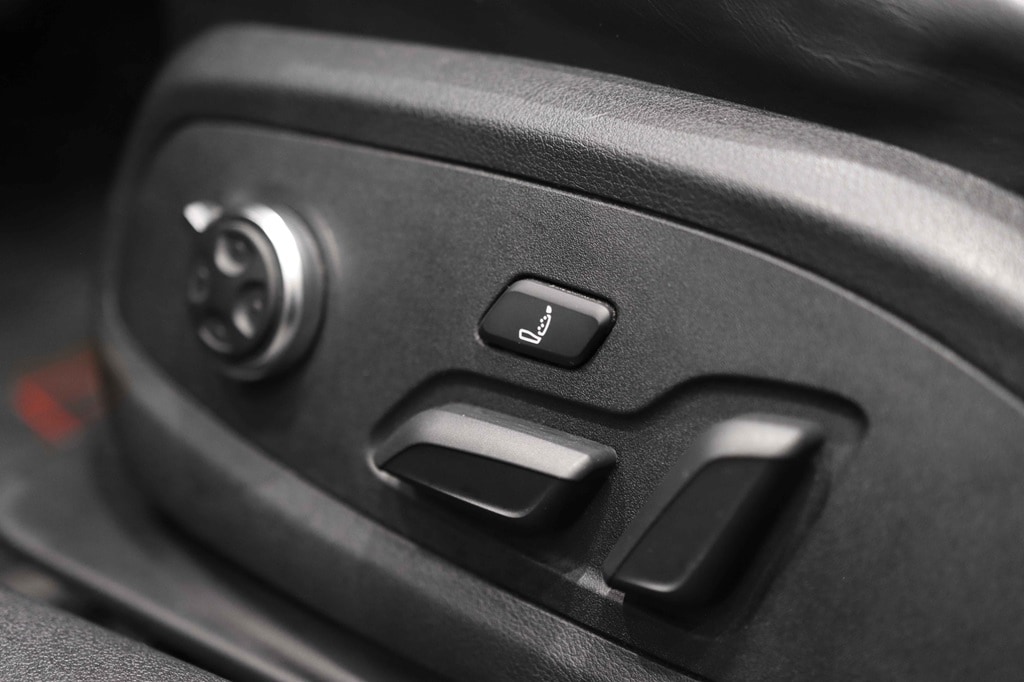 Bild som visar Audi RS 4 Avant RS 4 Avant 2.9 TFSI quattro 450 hk tiptronic - för mer information kontakta din Audi Partner