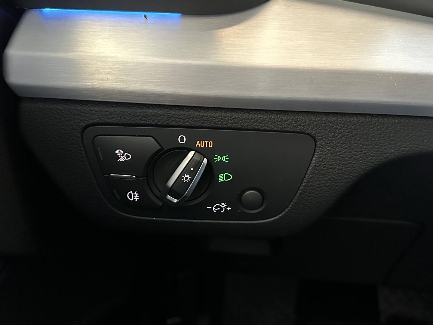 Image about Audi Q5 TFSI e S line 55 TFSI e quattro 270 kW (367 ch) S tronic