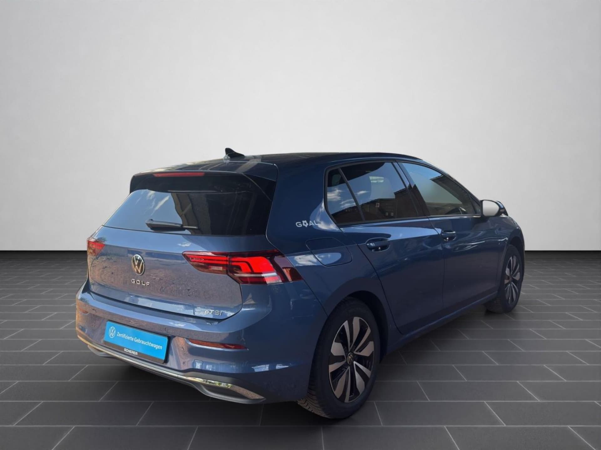 Volkswagen Golf Life