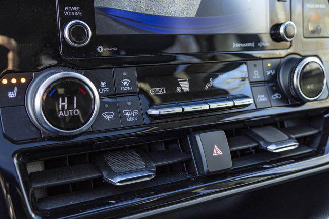 2022 TOYOTA HIGHLANDER - Image 19