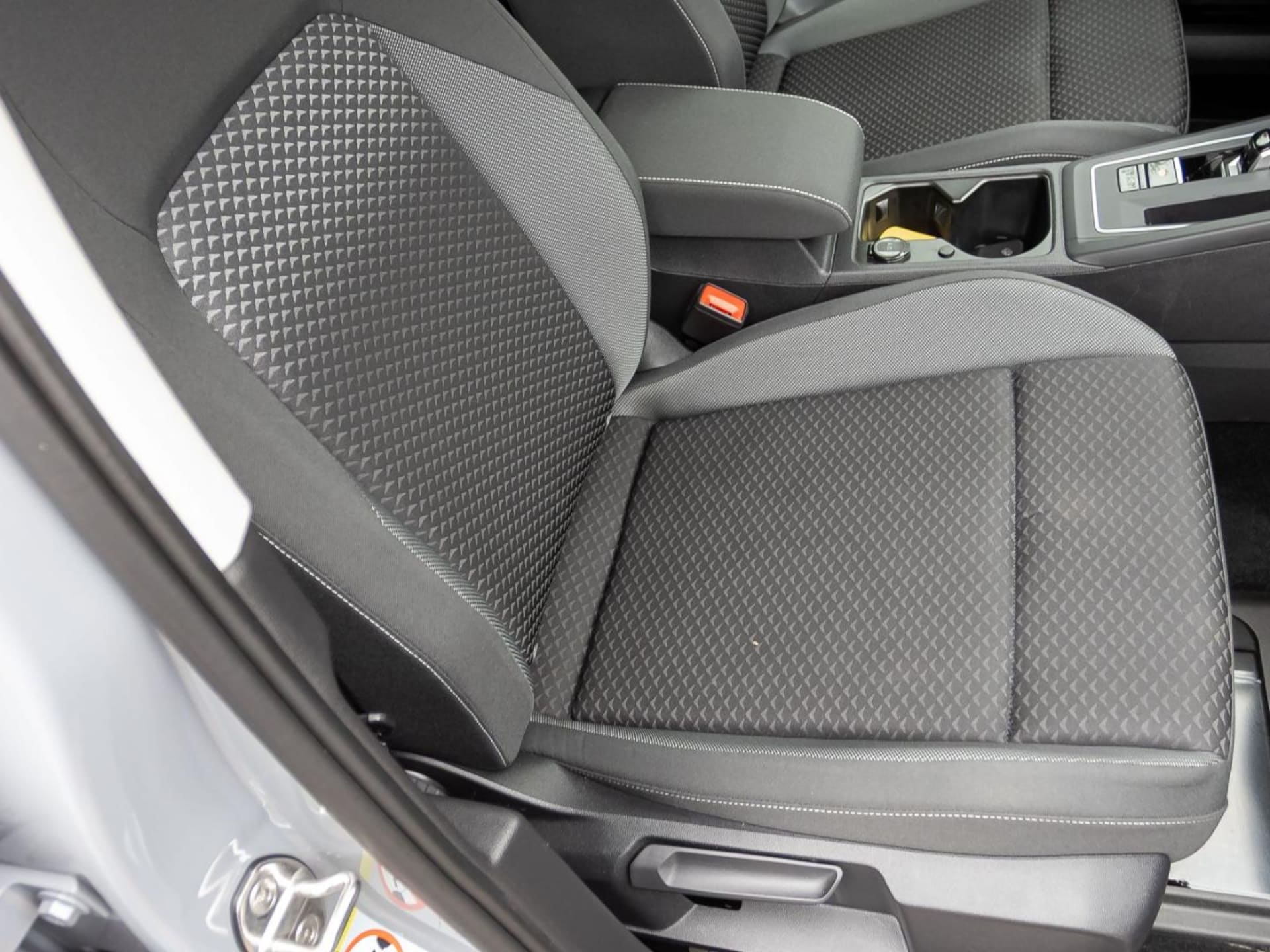Volkswagen Golf Active