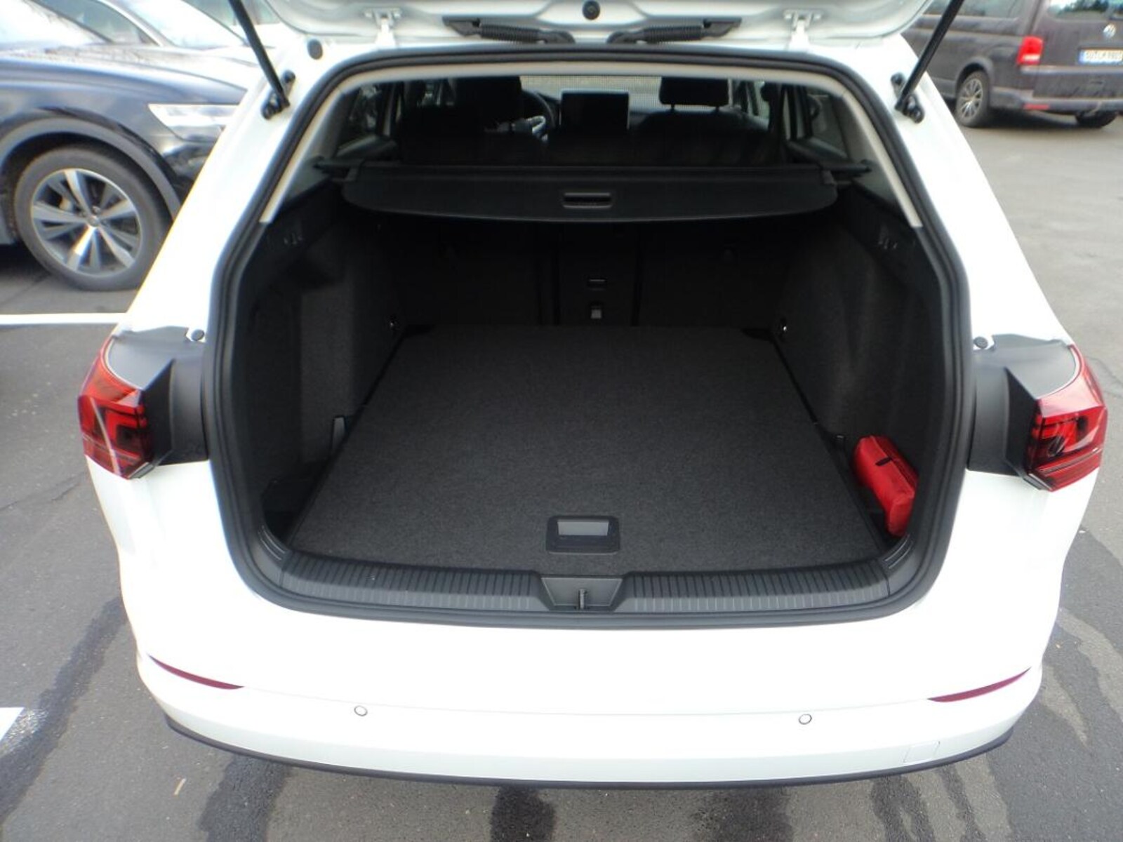 Volkswagen Golf Variant – Bild 8
