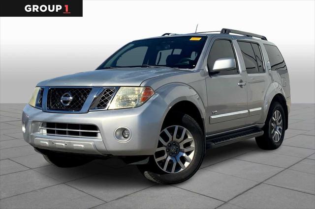 2008 Nissan Pathfinder LE