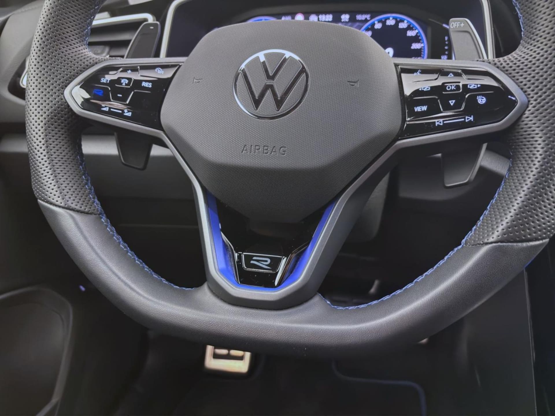 Volkswagen T-Roc R