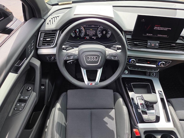 2024 Audi Q5 TFSI e