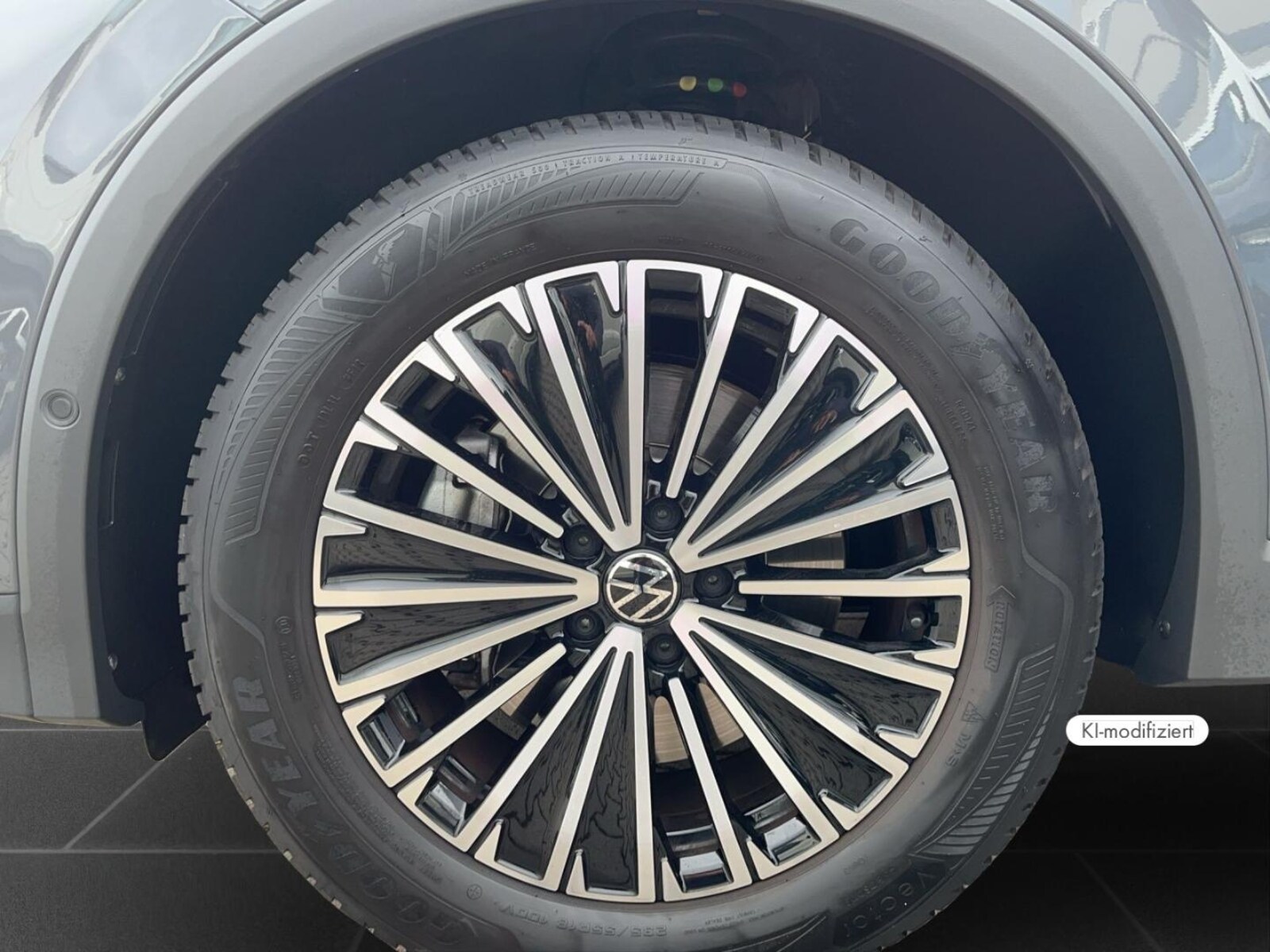 Volkswagen Tiguan – Bild 8