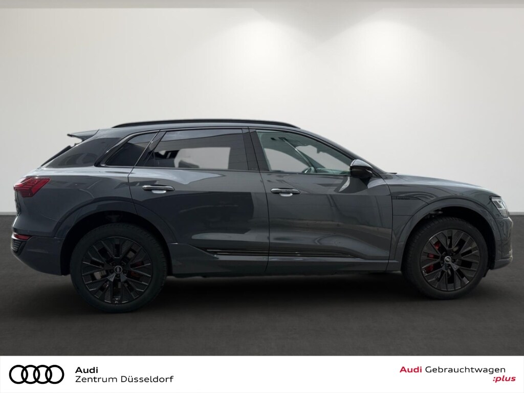 Image about Audi Q8 e-tron S line 55 e-tron quattro
