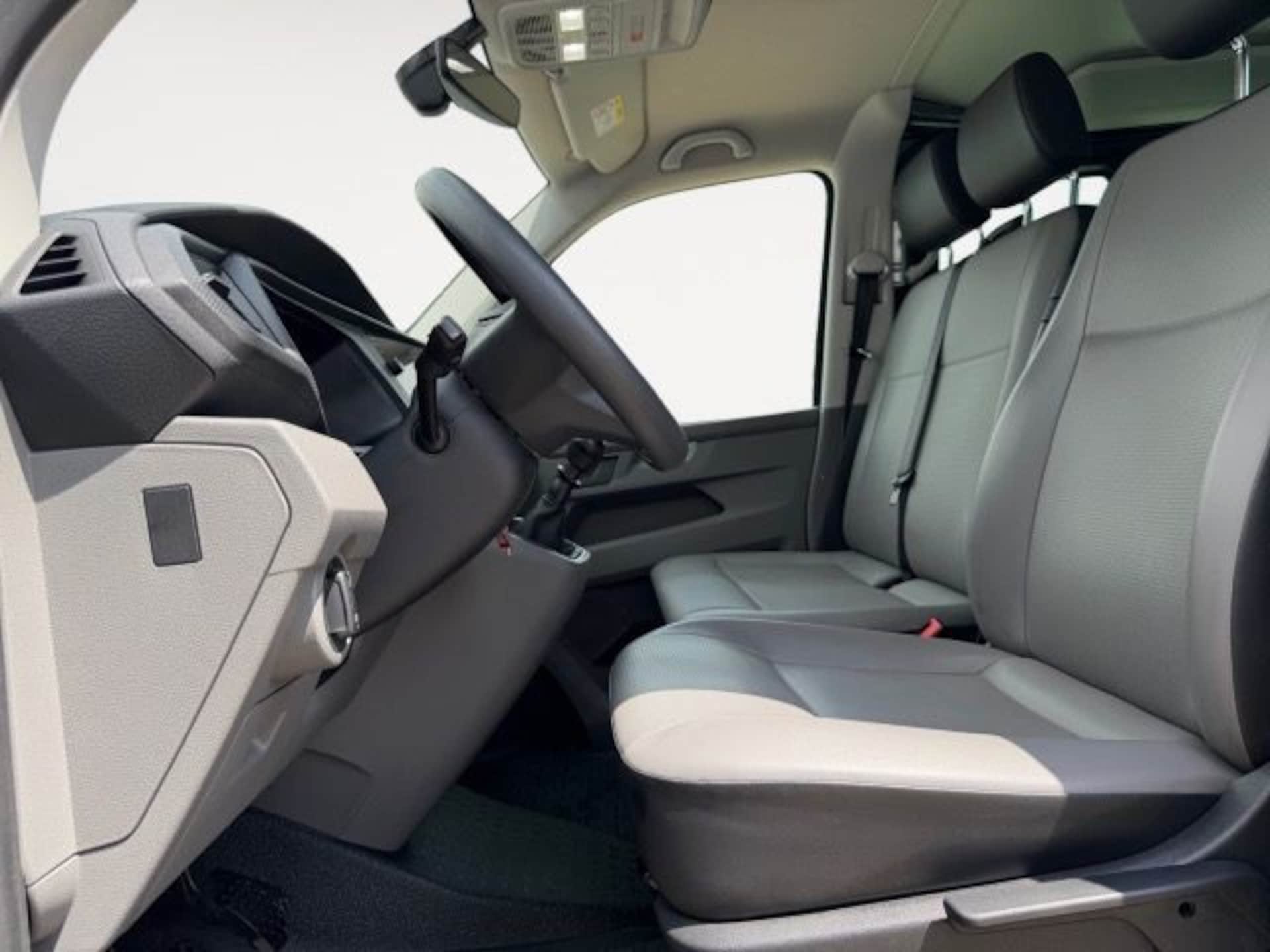 Volkswagen T6.1 Transporter Kombi kurzer Radstand
