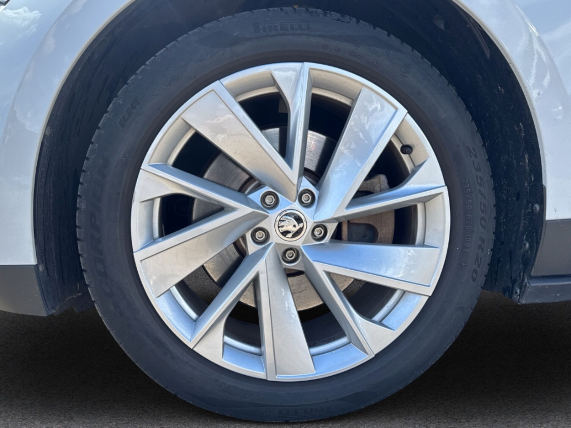 Skoda Enyaq 80X
