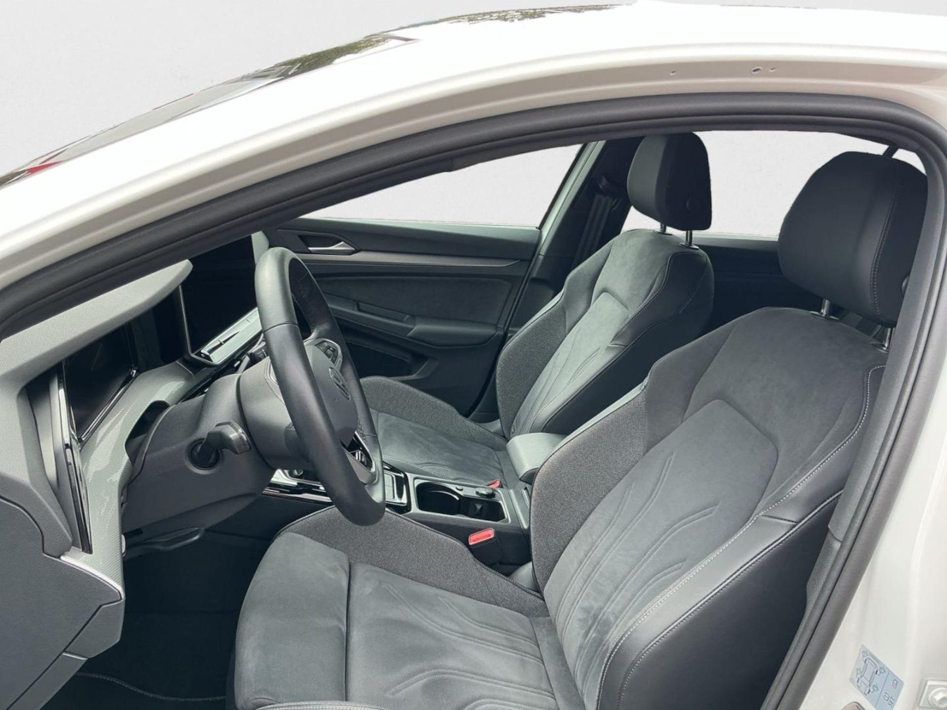 Volkswagen Golf Style