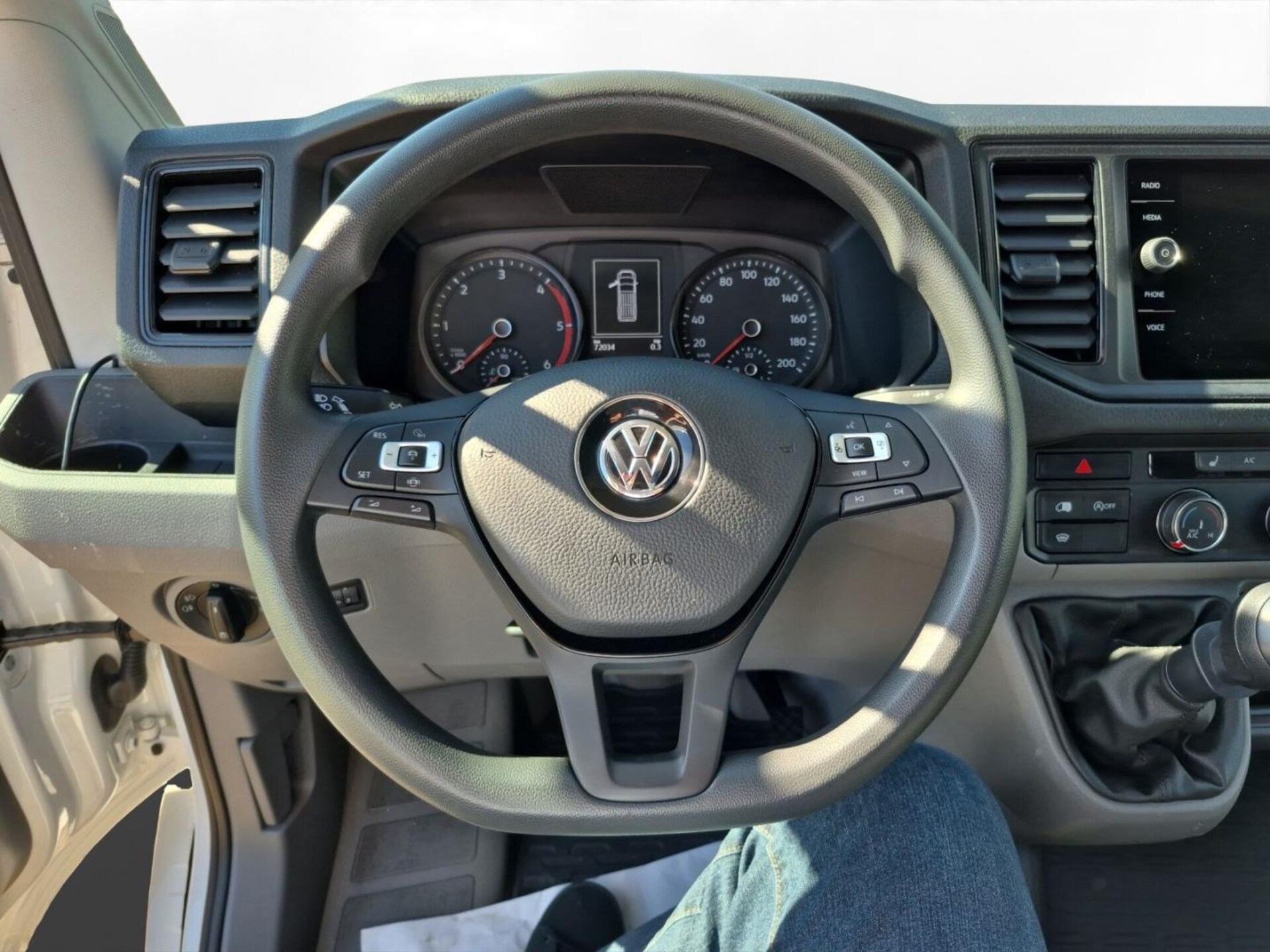 Volkswagen Crafter Kasten mittlerer Radstand