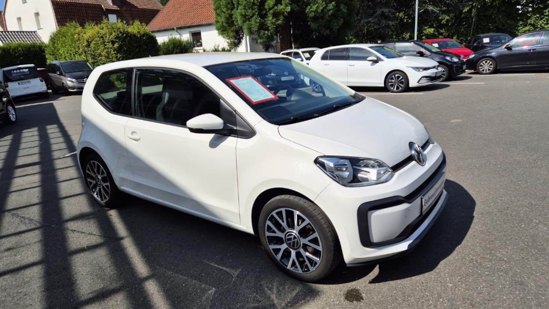 Volkswagen up! move up!