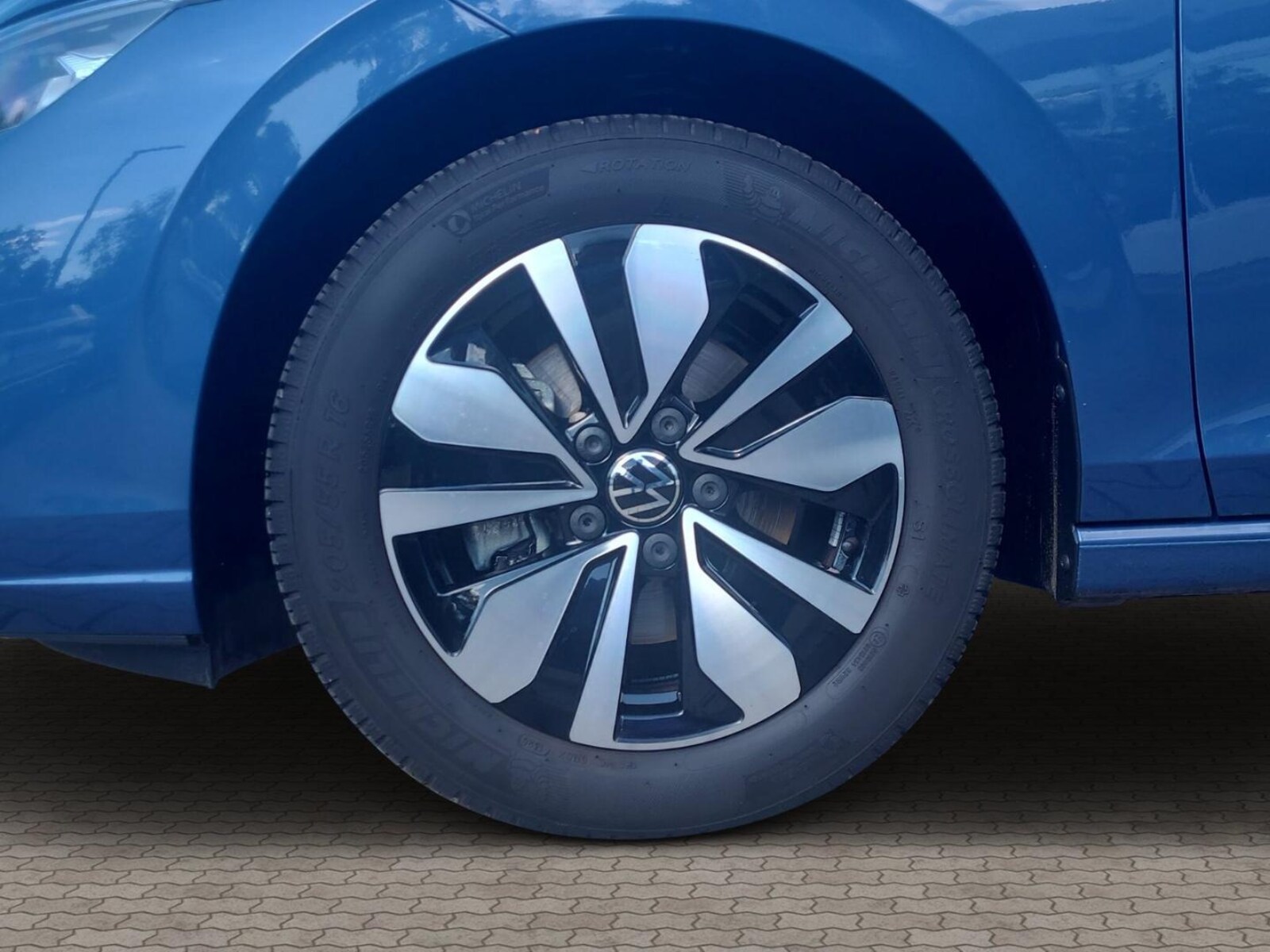 Volkswagen Golf – Bild 2