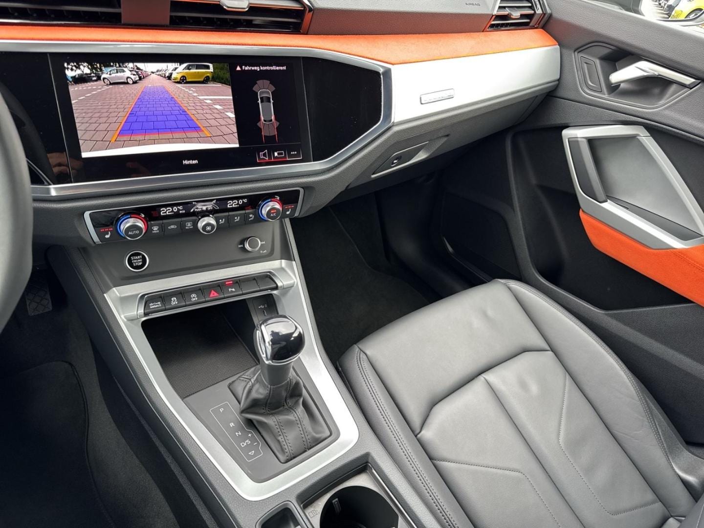 Bild über Audi Q3 Sportback TFSI quattro 140 kW S tronic - für weitere Informationen kontaktieren Sie den Audi Partner