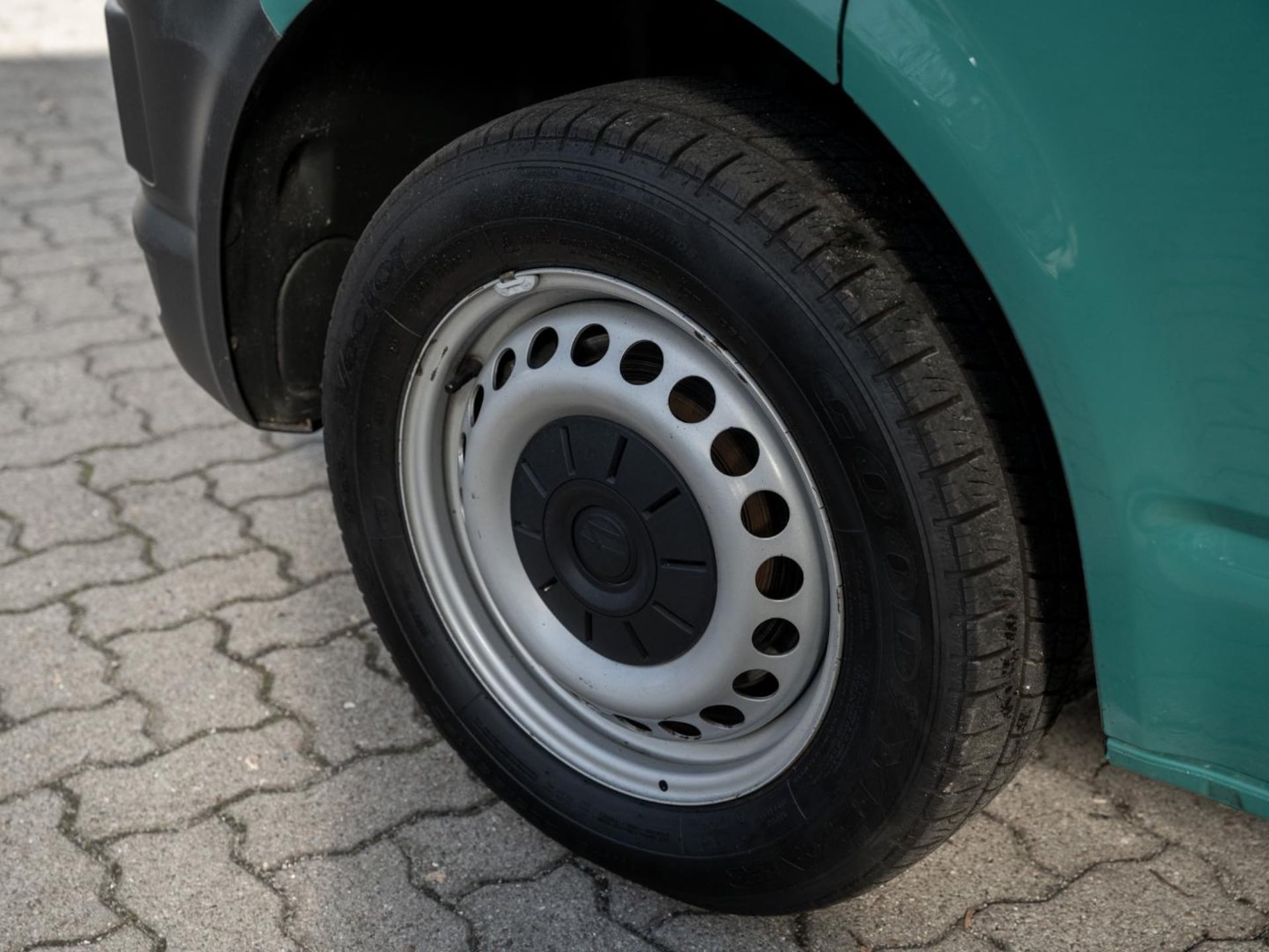 Volkswagen T6 Transporter Kasten kurzer Radstand