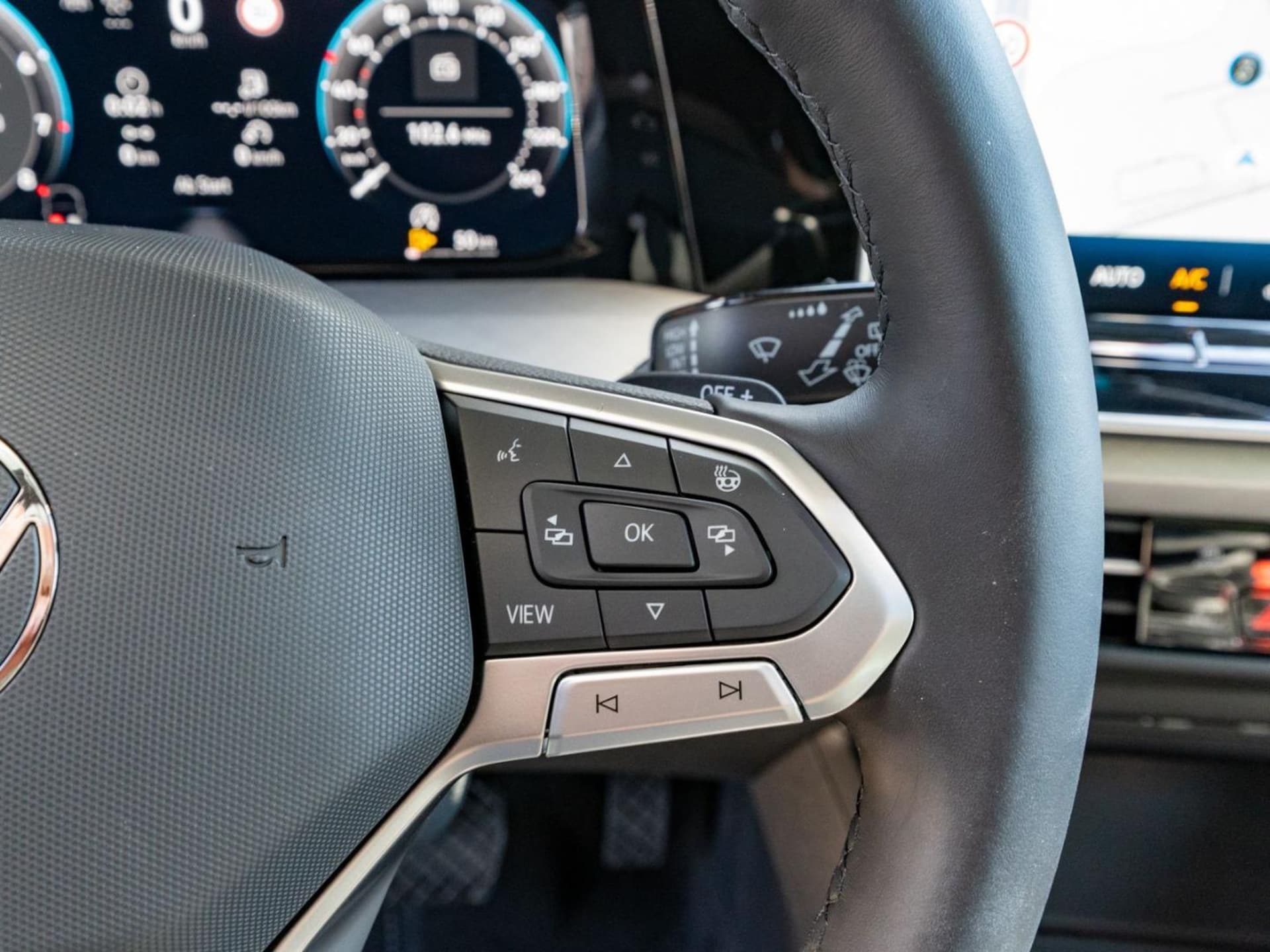 Volkswagen Golf Life