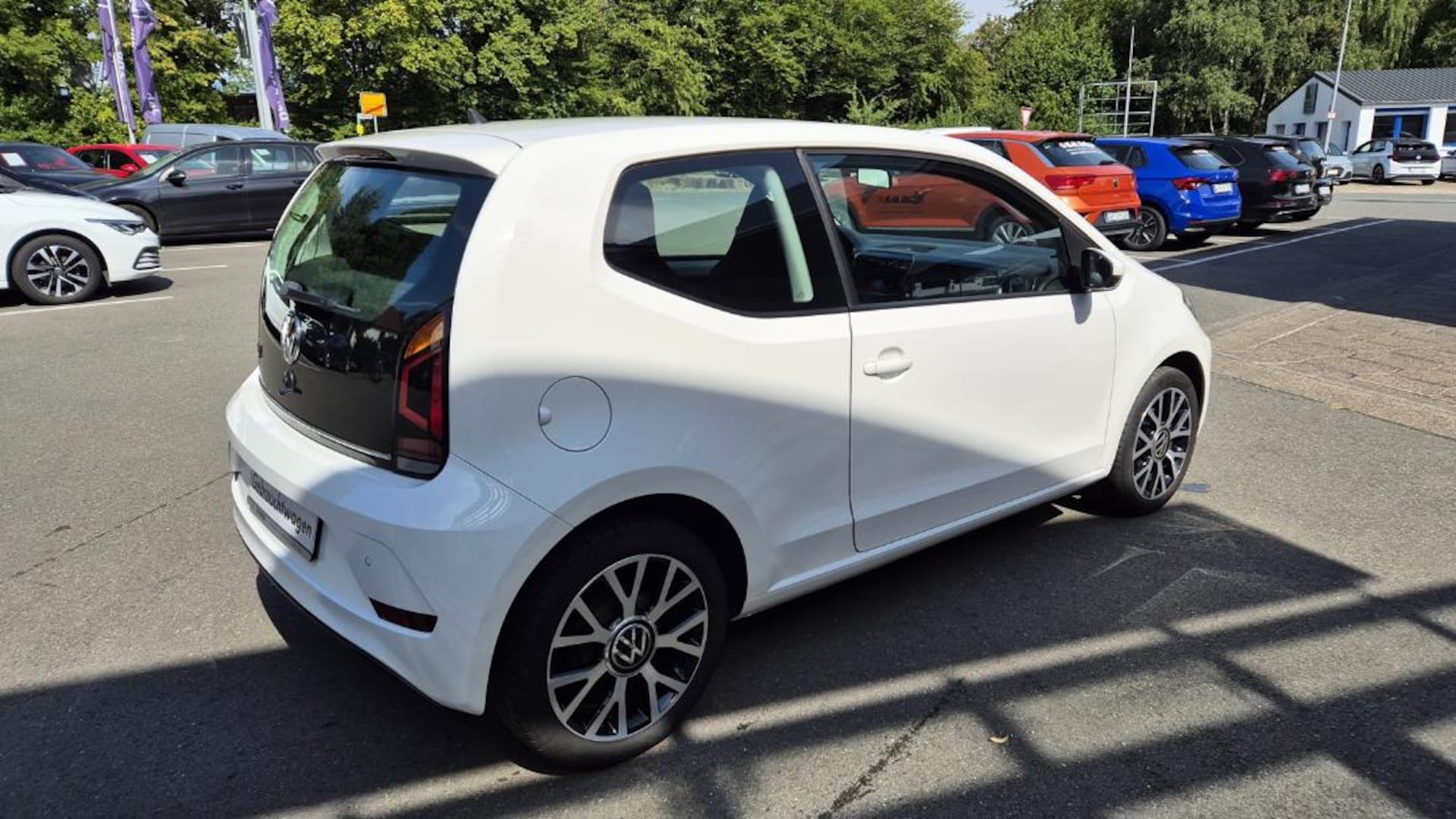 Volkswagen up! move up!