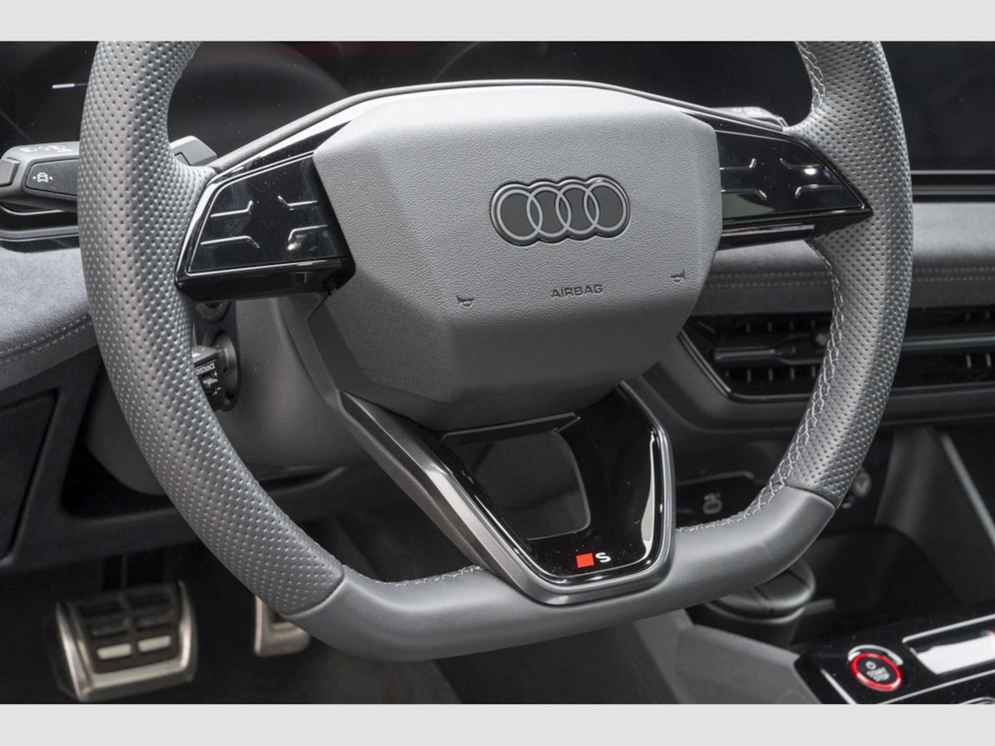 Bild über Audi S6 Avant e-tron edition one grey e-tron - für weitere Informationen kontaktieren Sie den Audi Partner