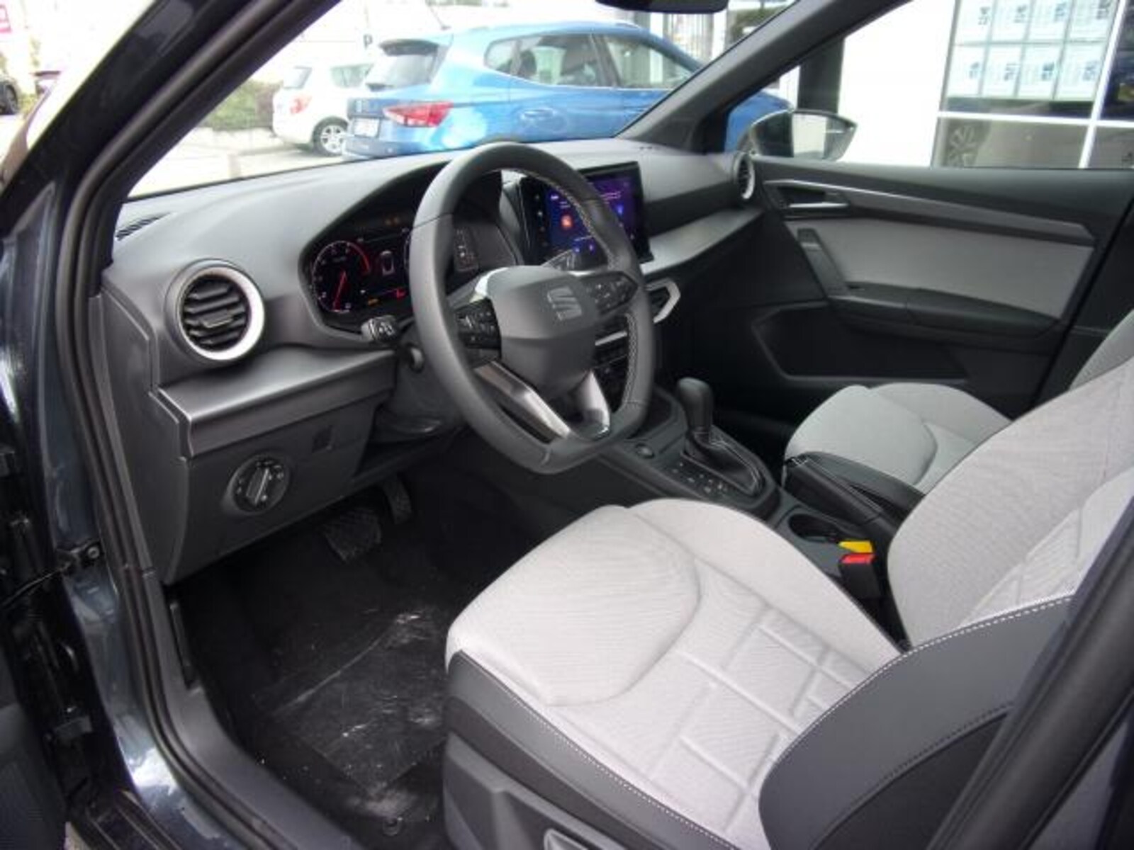 SEAT Arona – Bild 13