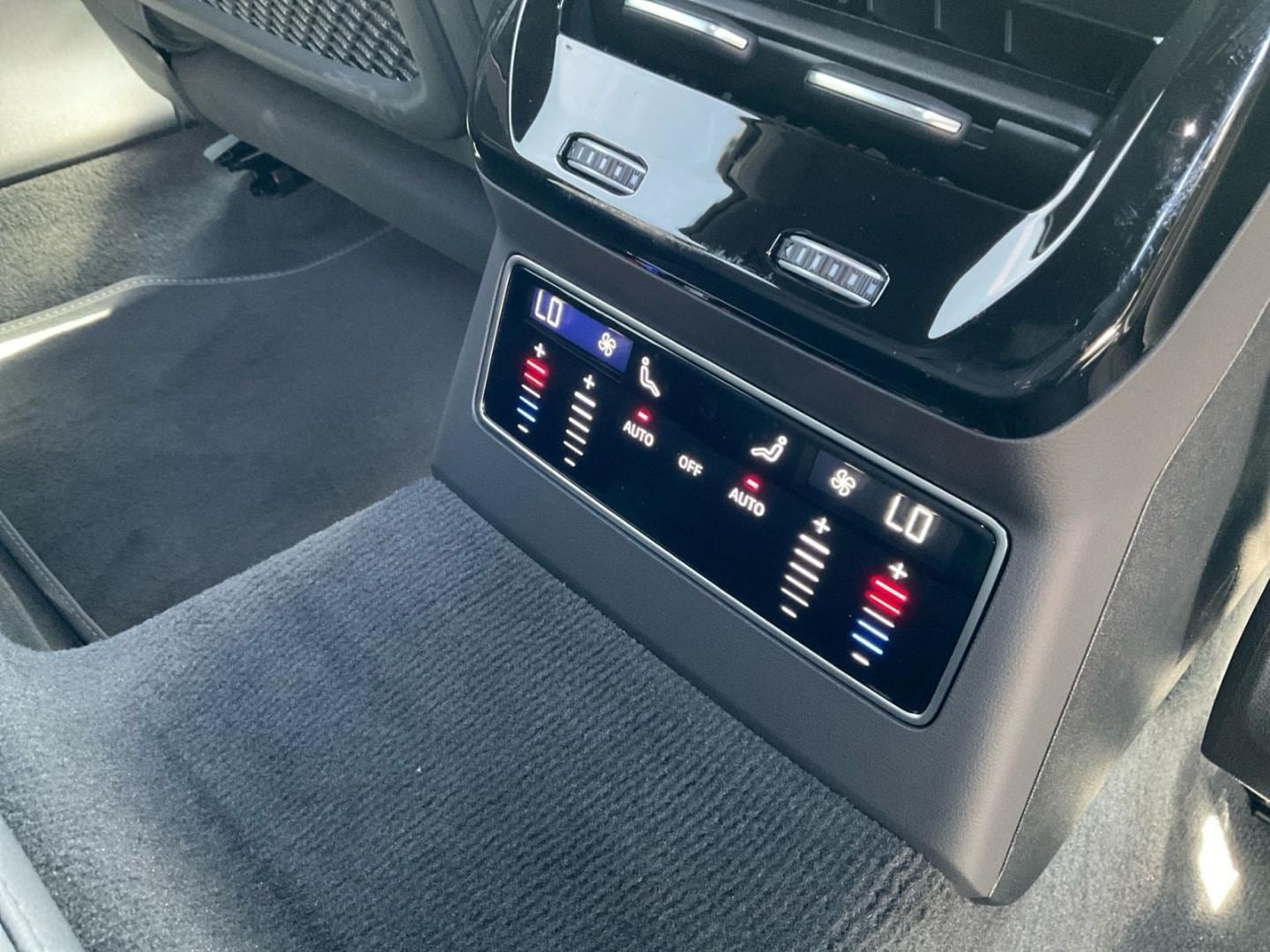 Bild über Audi A6 Avant edition one TDI quattro 150 kW S tronic - für weitere Informationen kontaktieren Sie den Audi Partner