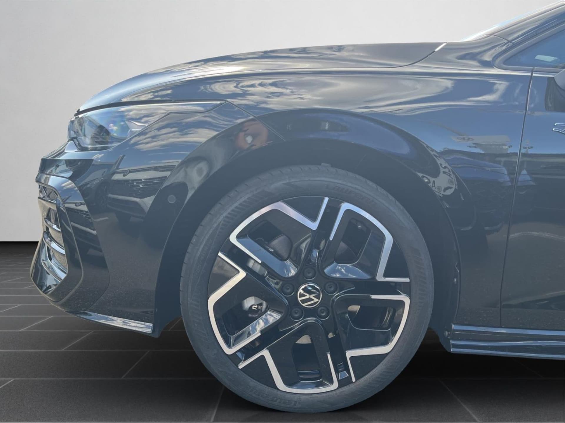 Volkswagen Golf Variant R-Line