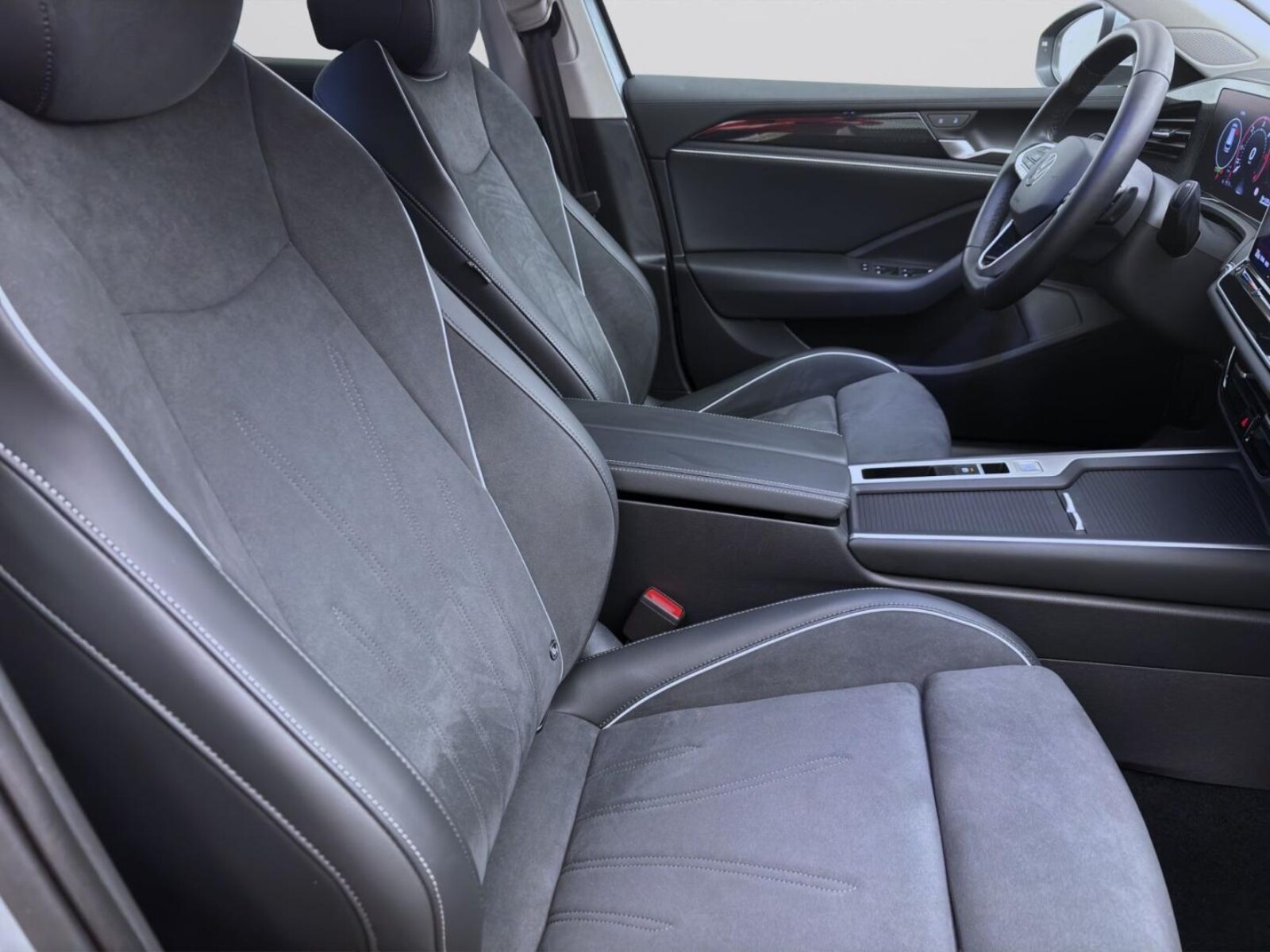 Volkswagen Passat – Bild 17
