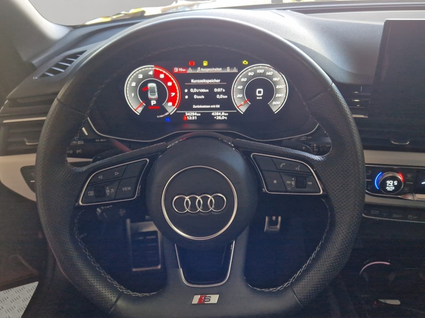 Bild über Audi S5 Cabriolet TFSI quattro tiptronic - für weitere Informationen kontaktieren Sie den Audi Partner