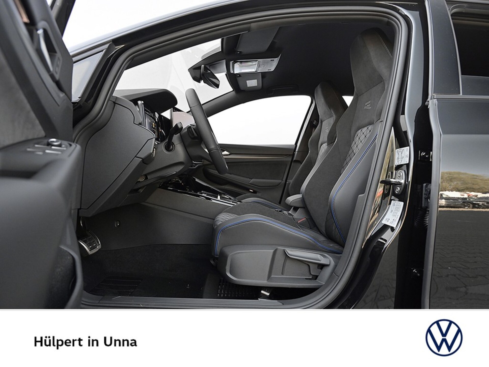 Volkswagen Golf R-Line