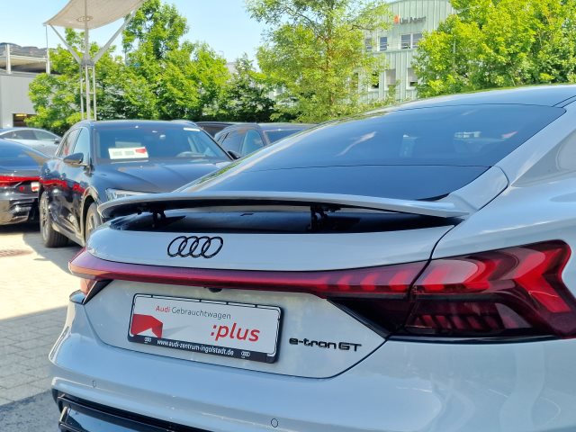 Image about Audi RS e-tron GT e-tron quattro