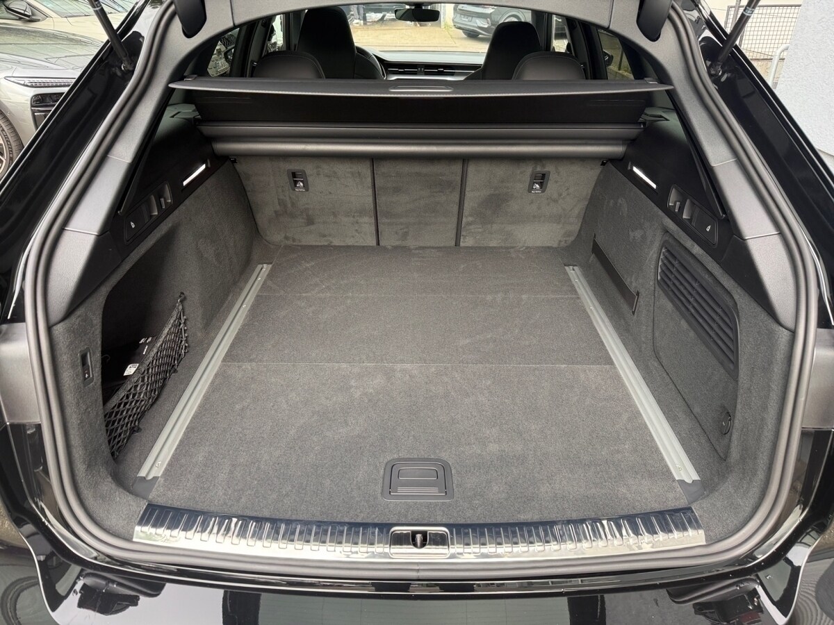Image about Audi RS 6 Avant performance quattro tiptronic
