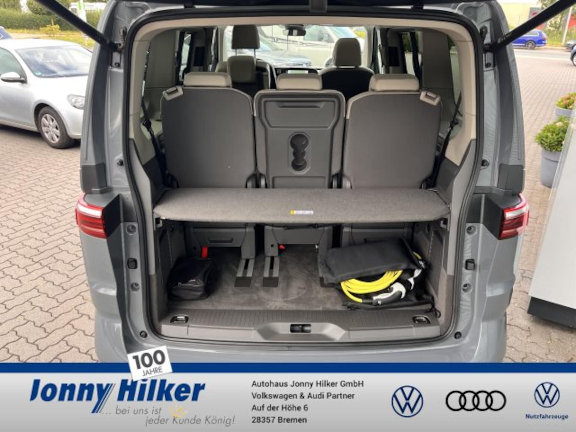 Volkswagen Multivan Basis-Modell
