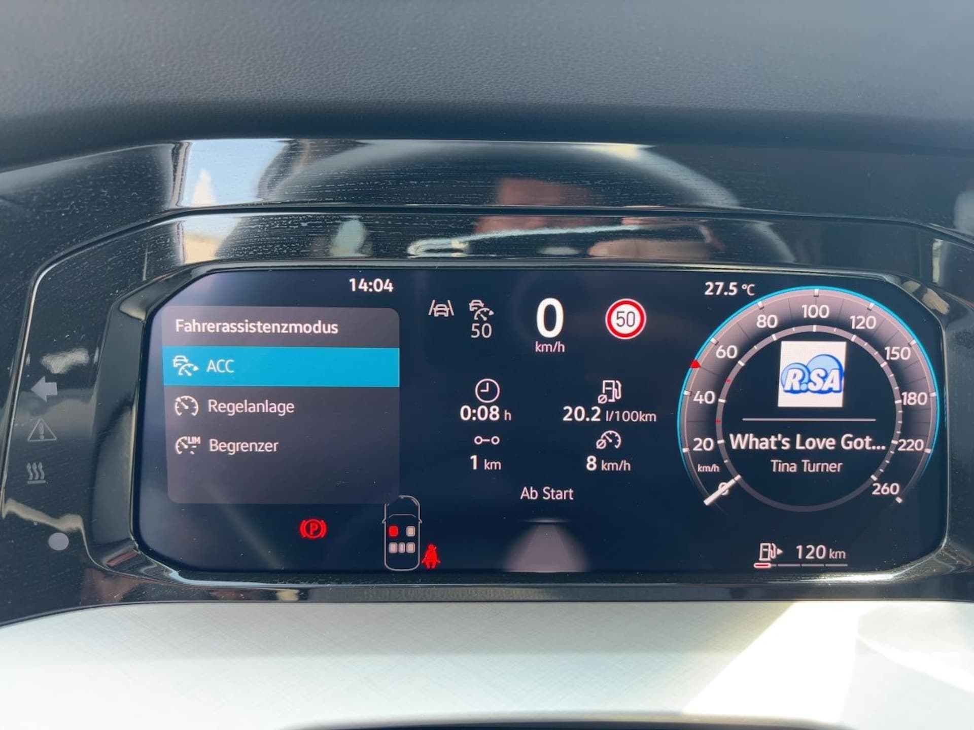 Volkswagen Golf Life