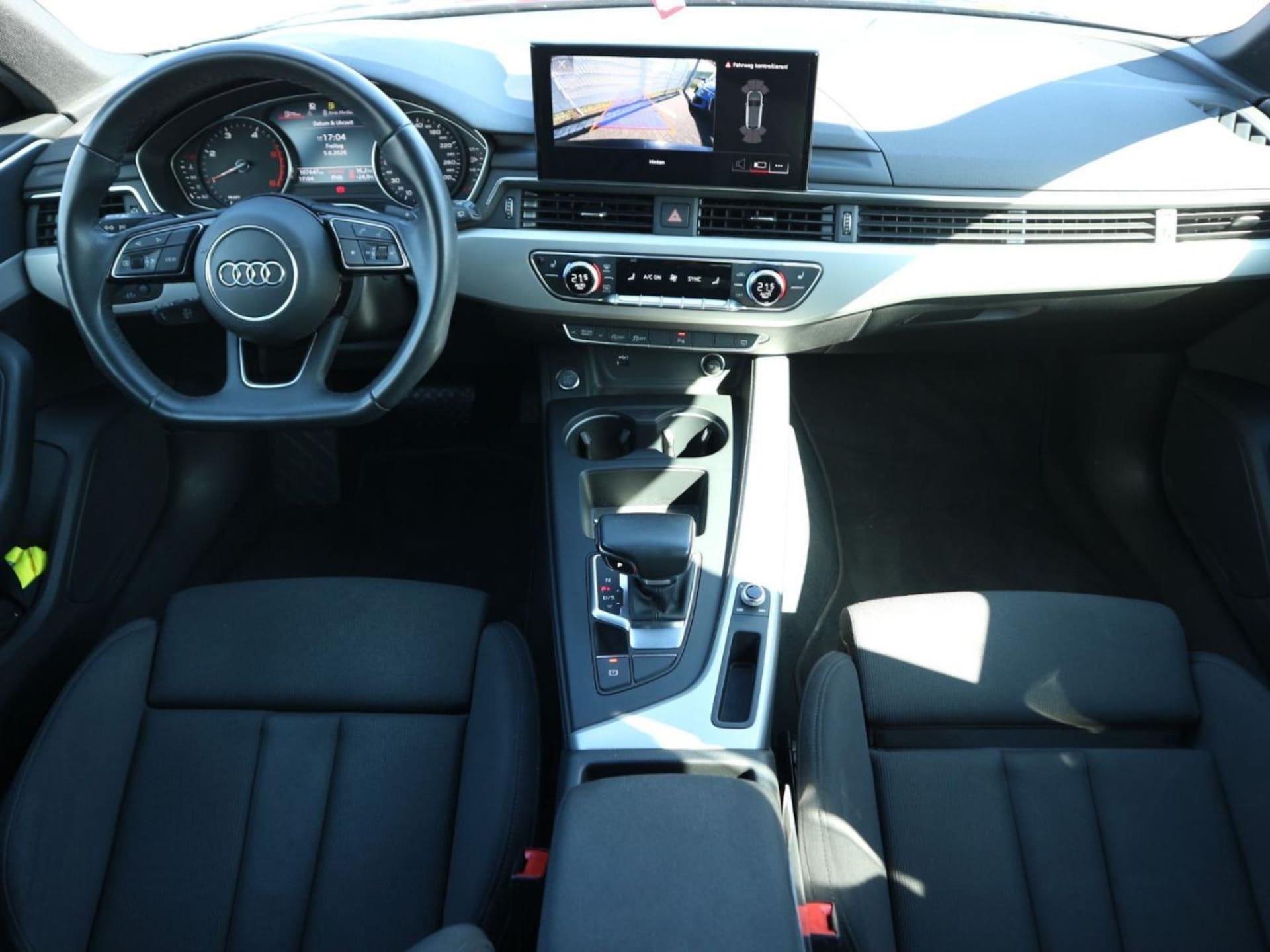 Audi A4 Avant S line