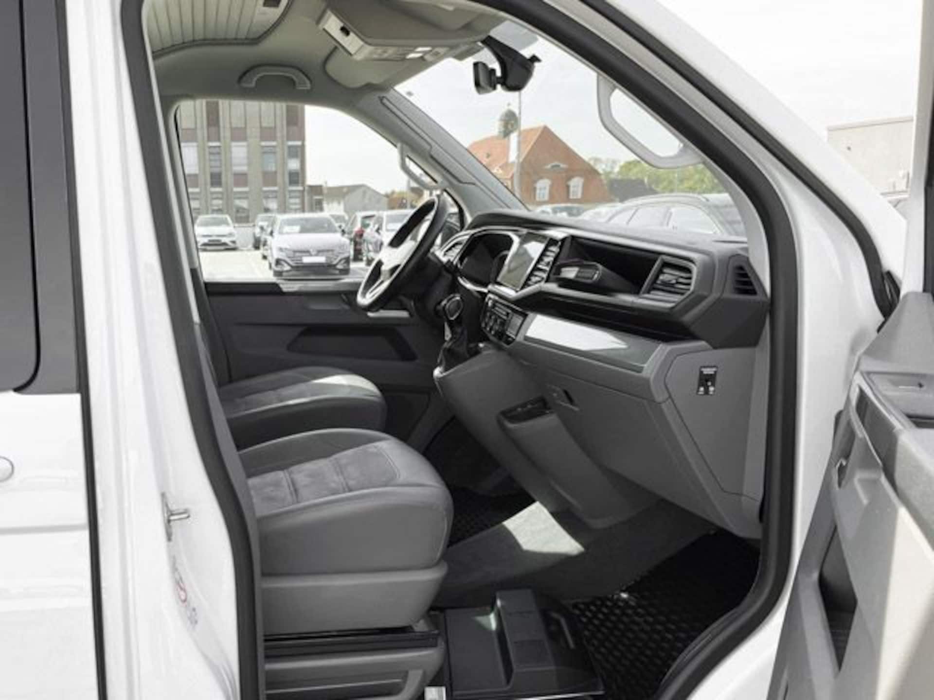 Volkswagen T6.1 California Ocean