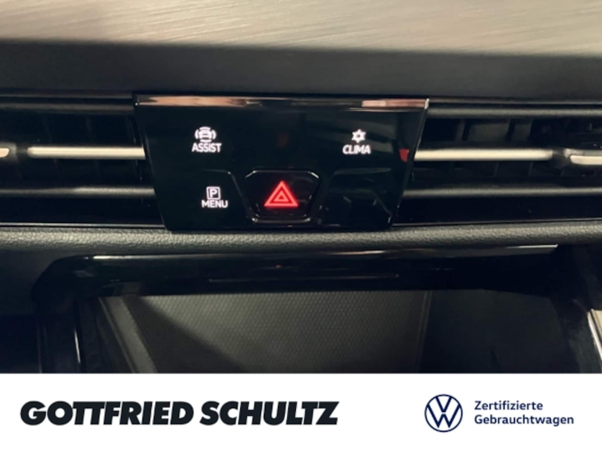 Volkswagen Golf Style