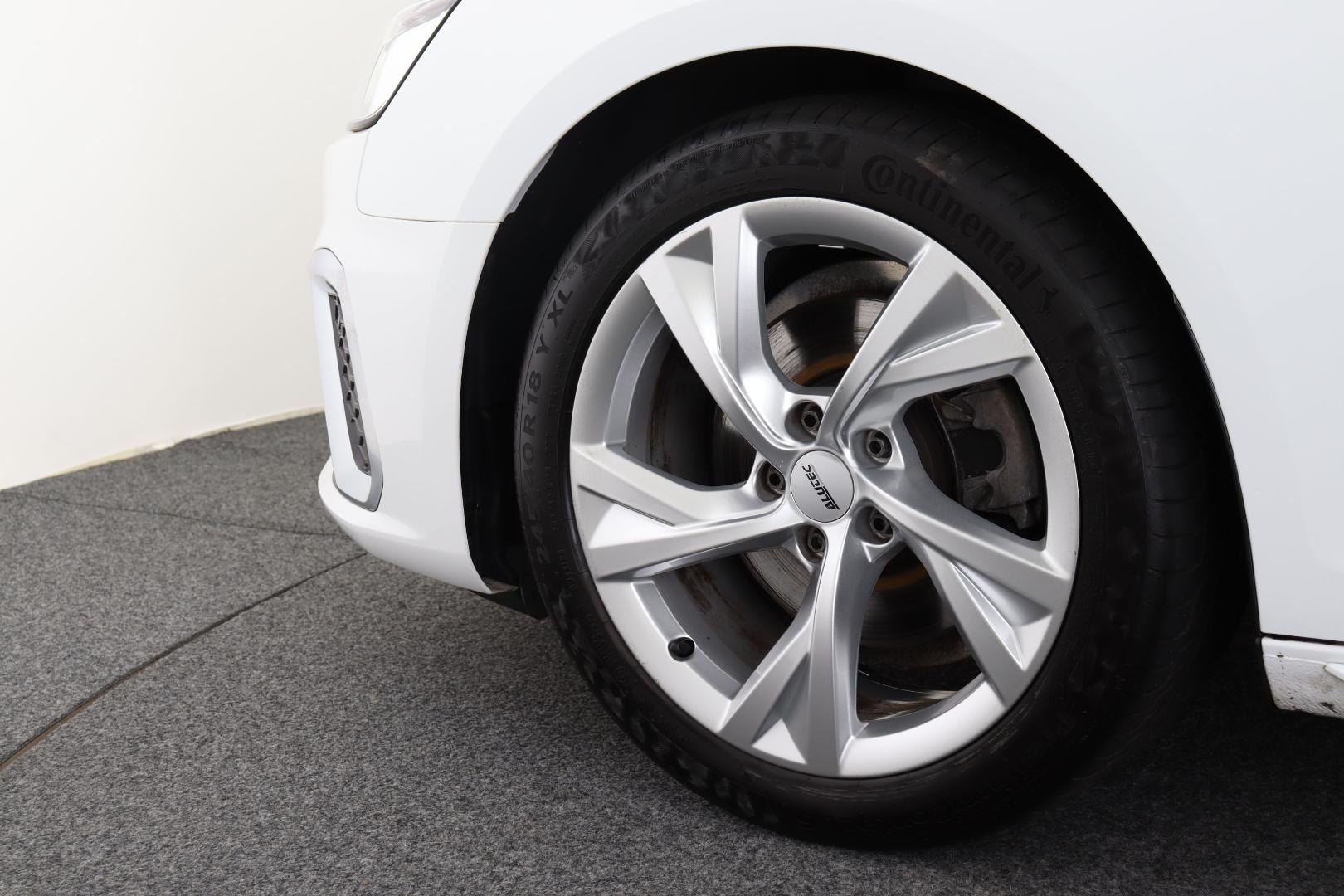 Image about Audi A4 Avant Attraction S line 35 TDI 120 kW (163 PS) S tronic