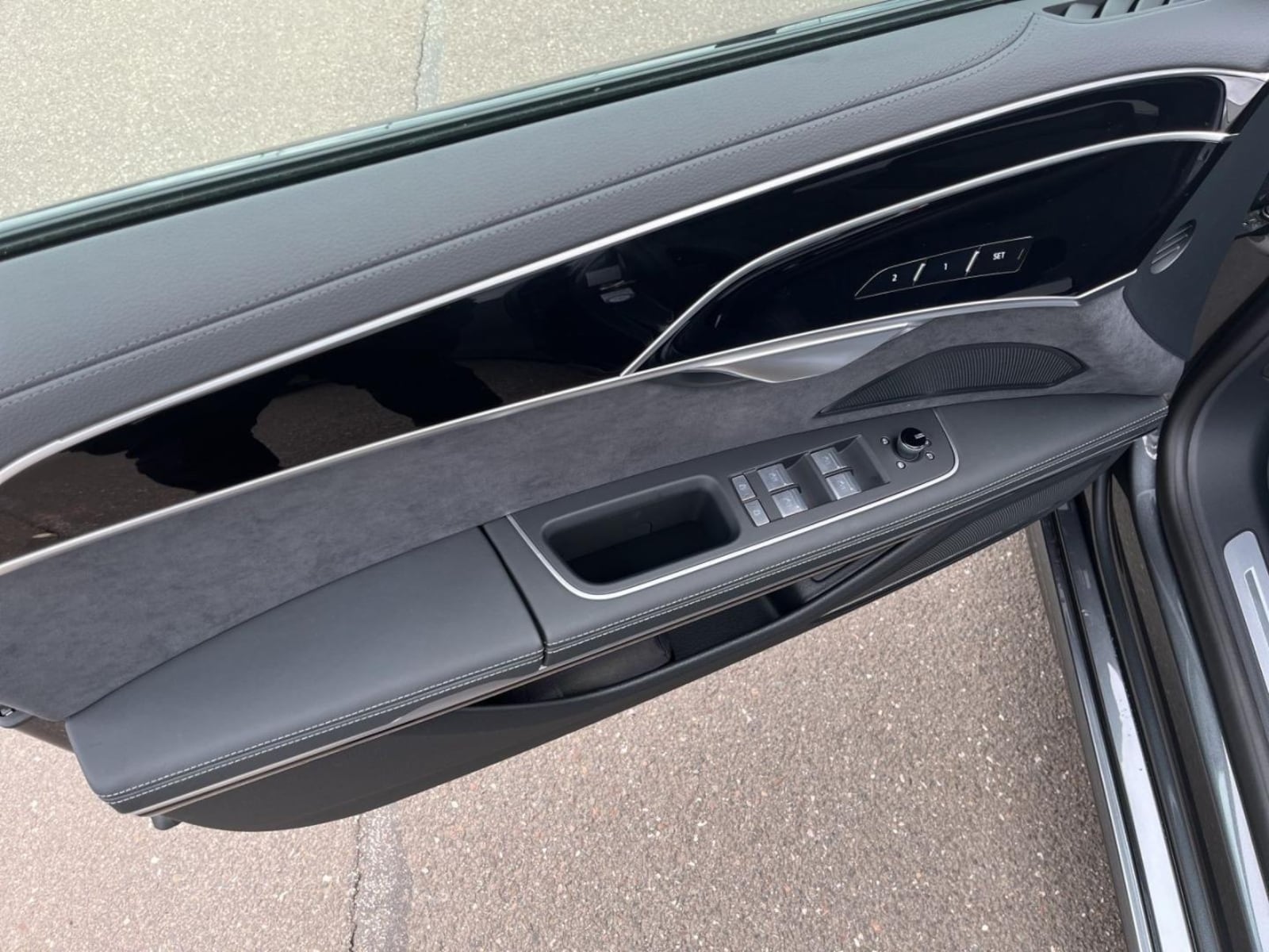 Audi A8 – Bild 13