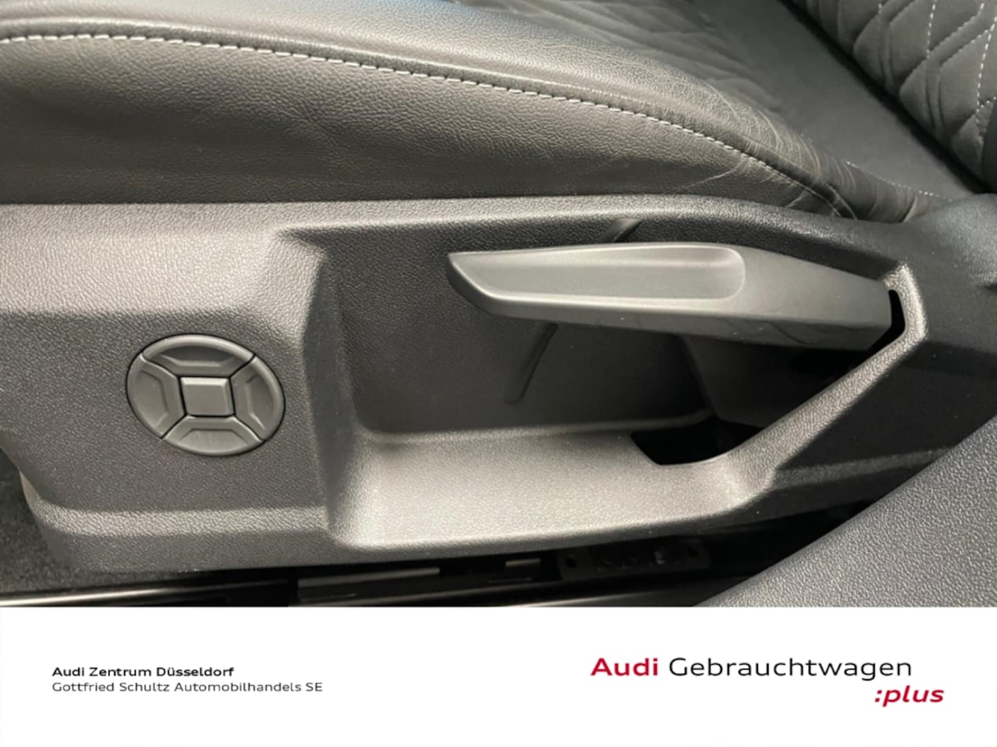 Bild über Audi S3 Sportback TFSI quattro S tronic - für weitere Informationen kontaktieren Sie den Audi Partner