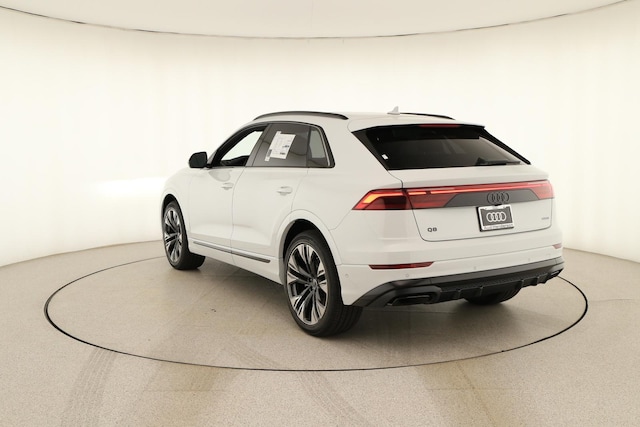 2026 Audi Q8