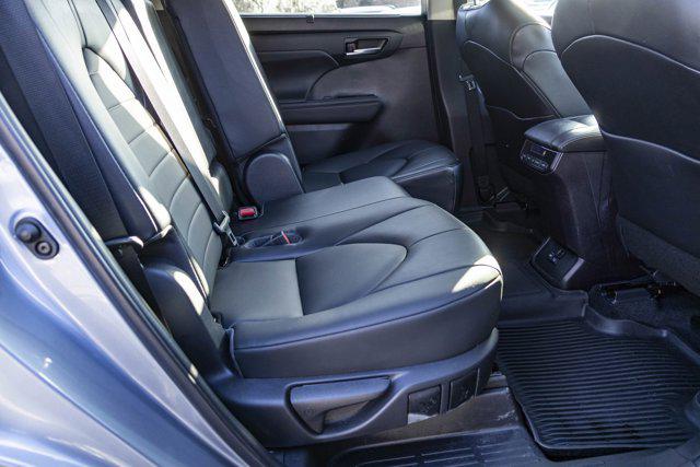 2022 TOYOTA HIGHLANDER - Image 27