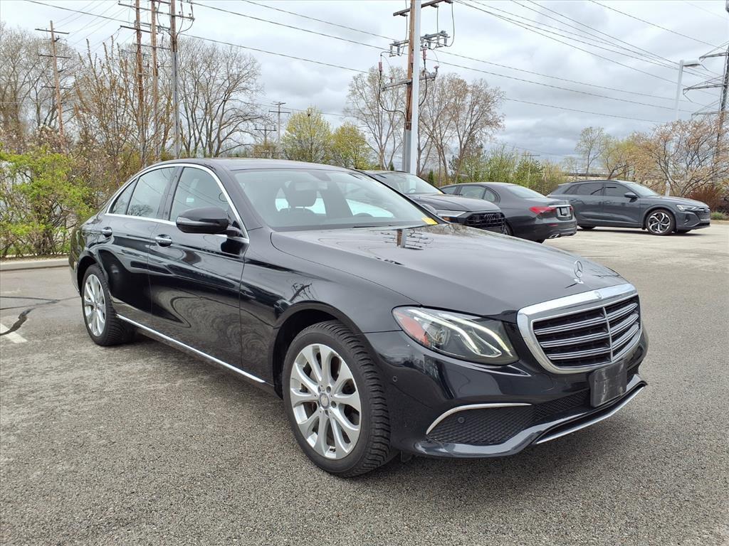2017 Mercedes-Benz E-Class E300 4MATIC's photo