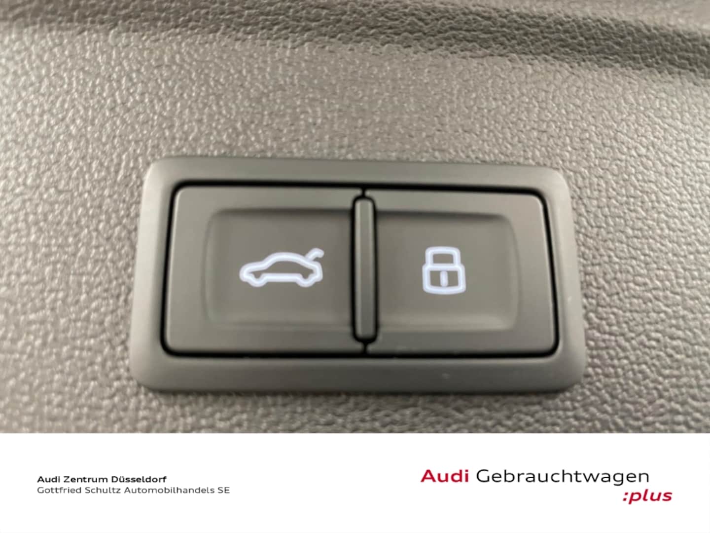 Bild über Audi S3 Sportback TFSI quattro S tronic - für weitere Informationen kontaktieren Sie den Audi Partner