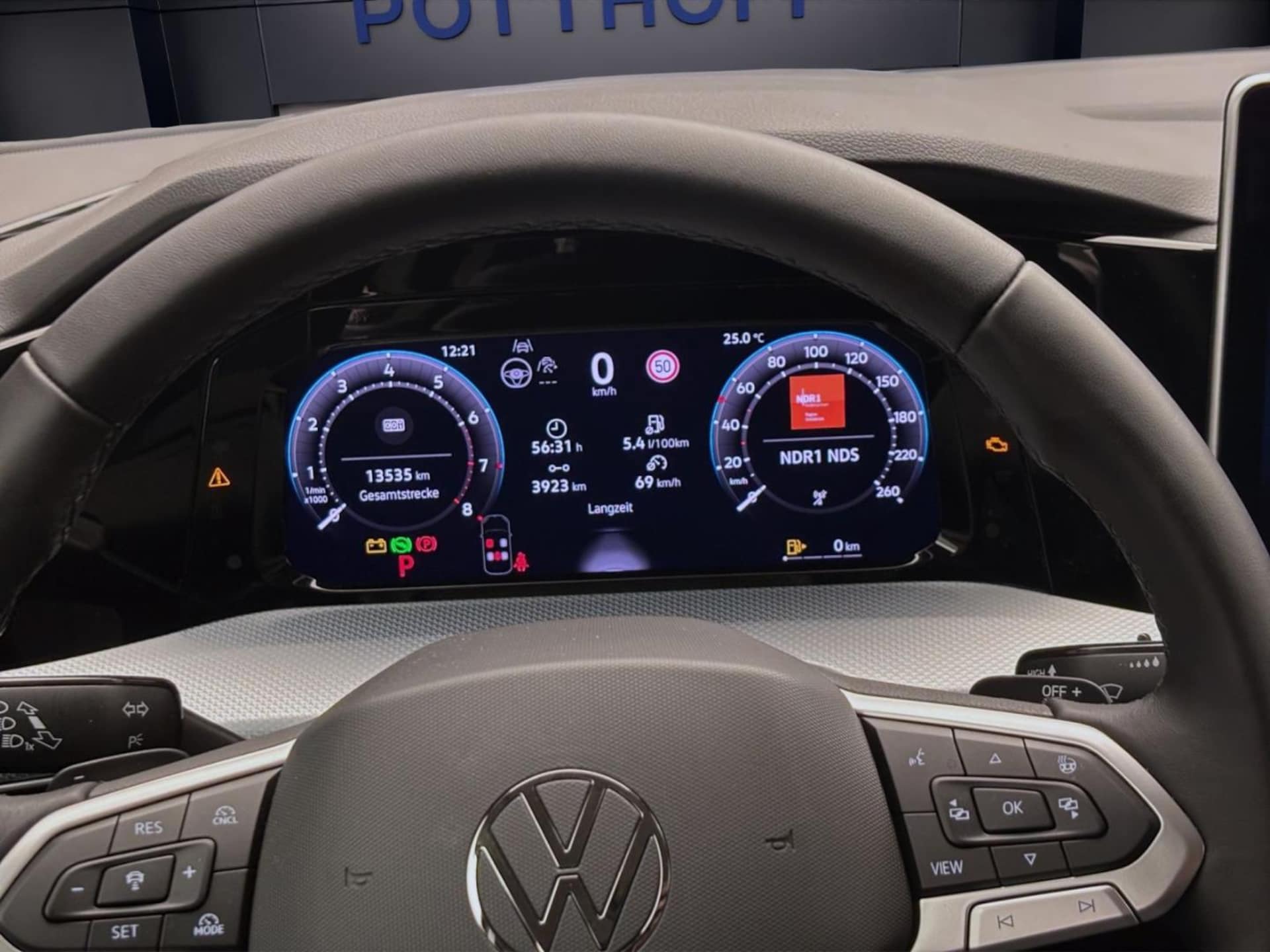 Volkswagen Golf Life