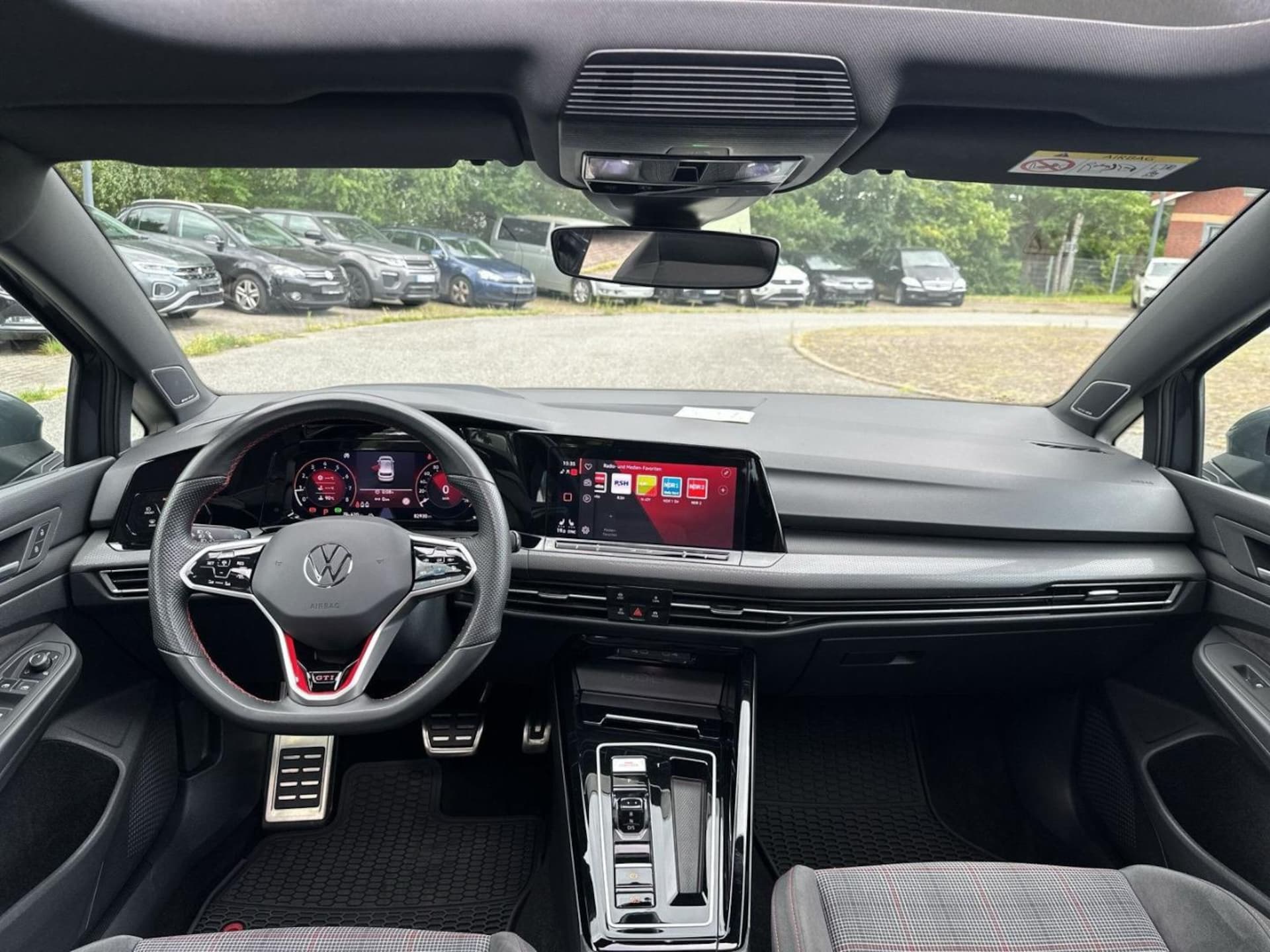 Volkswagen Golf GTI