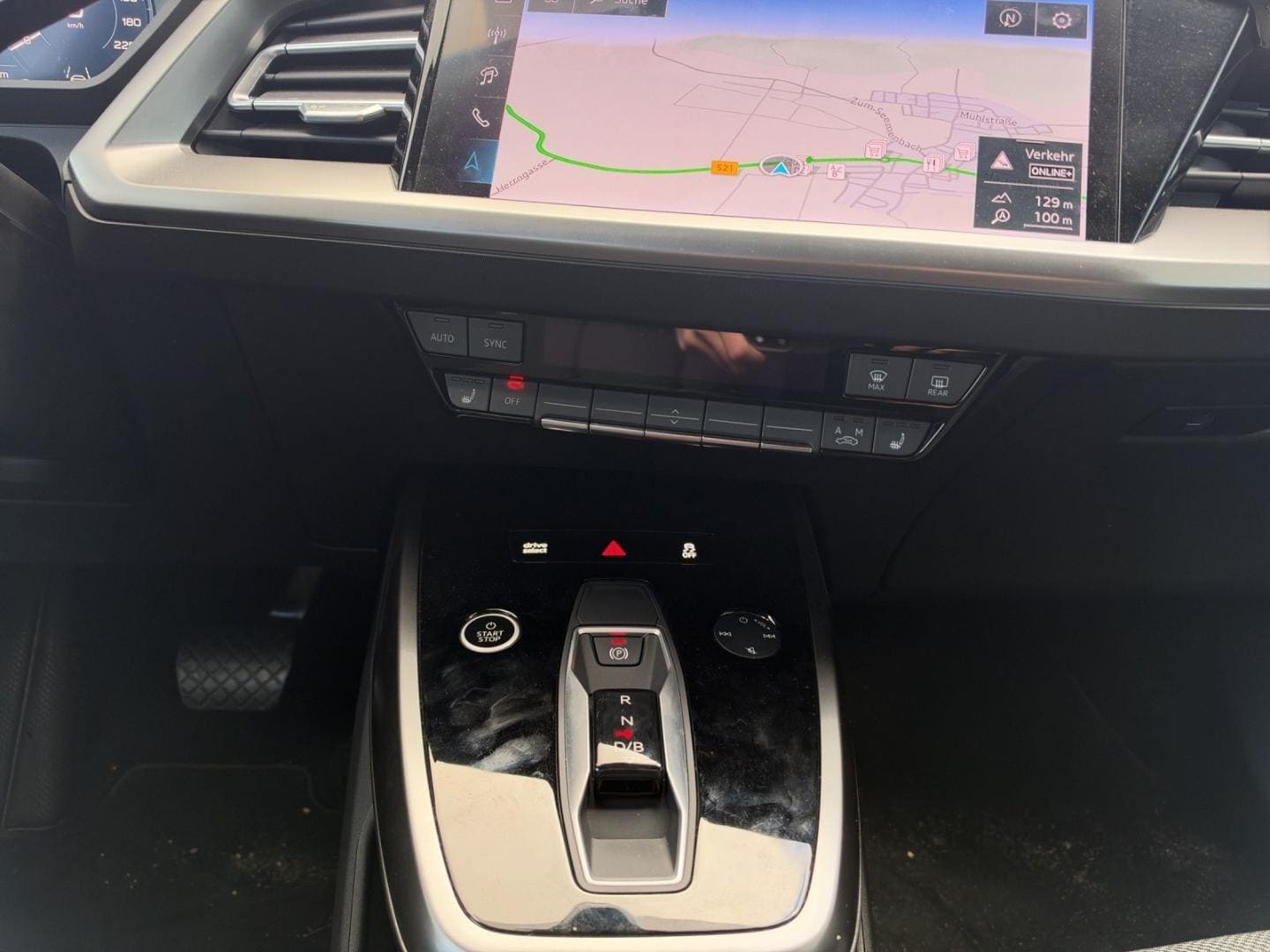 Bild über Audi Q4 Sportback e-tron 45 e-tron quattro - für weitere Informationen kontaktieren Sie den Audi Partner