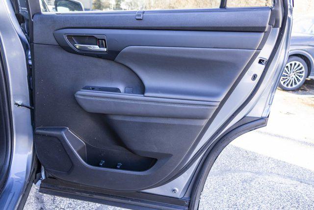 2022 TOYOTA HIGHLANDER - Image 28